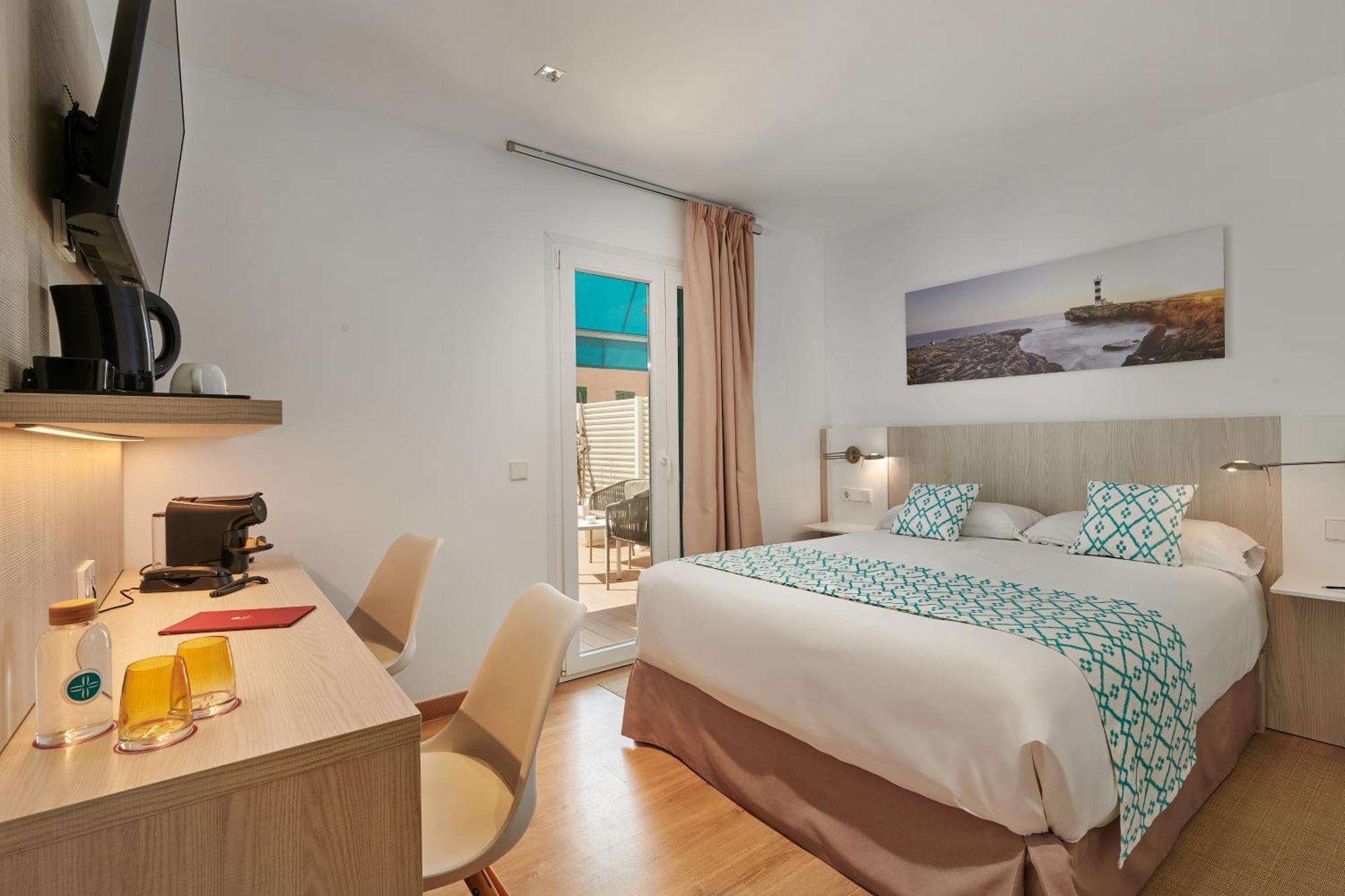 Hotel Colonial Colonia de Sant Jordi ภายนอก รูปภาพ