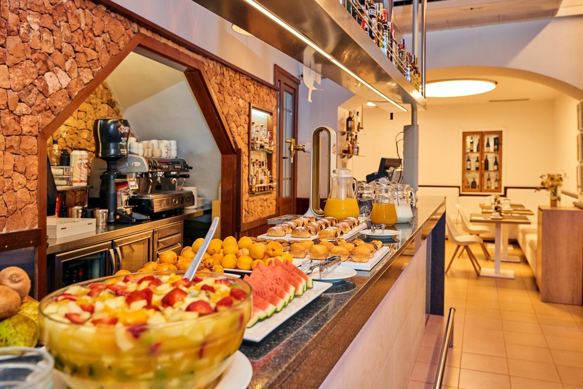 Hotel Colonial Colonia de Sant Jordi ภายนอก รูปภาพ